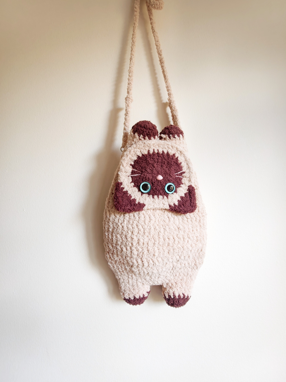 Handmade crochet Cat Crossbody Bag for cat lovers, Cute cellphone purse
